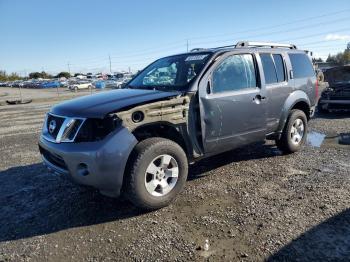  Salvage Nissan Pathfinder