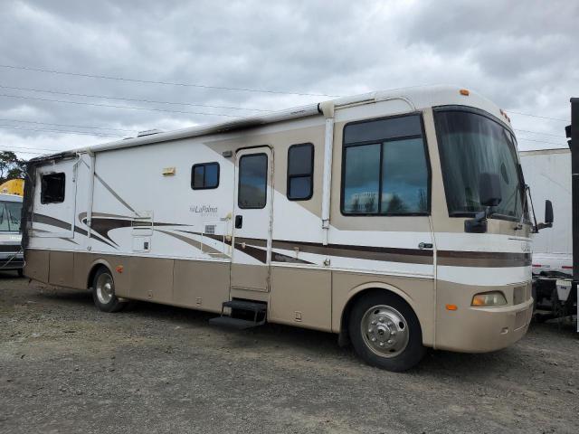  Salvage Workhorse Custom Cha Motorhome