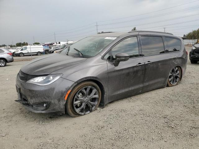  Salvage Chrysler Pacifica