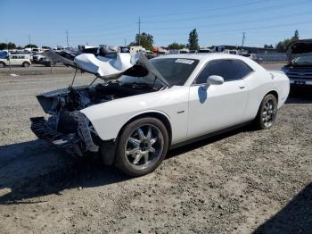  Salvage Dodge Challenger