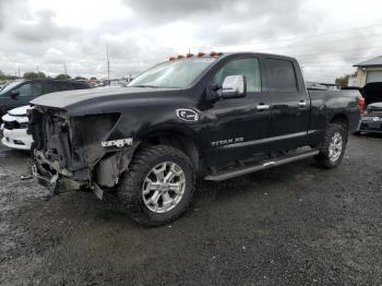  Salvage Nissan Titan
