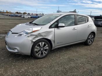  Salvage Nissan LEAF