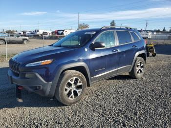  Salvage Jeep Cherokee