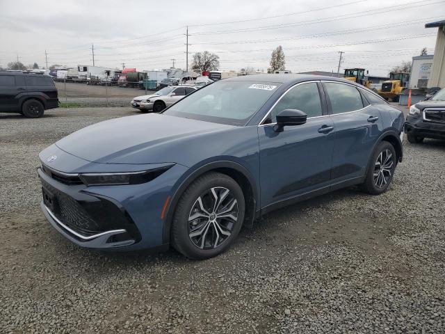  Salvage Toyota Crown Xle