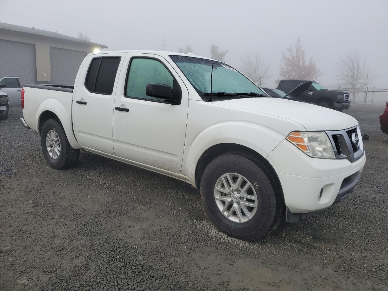 Nissan Frontier S Image 8