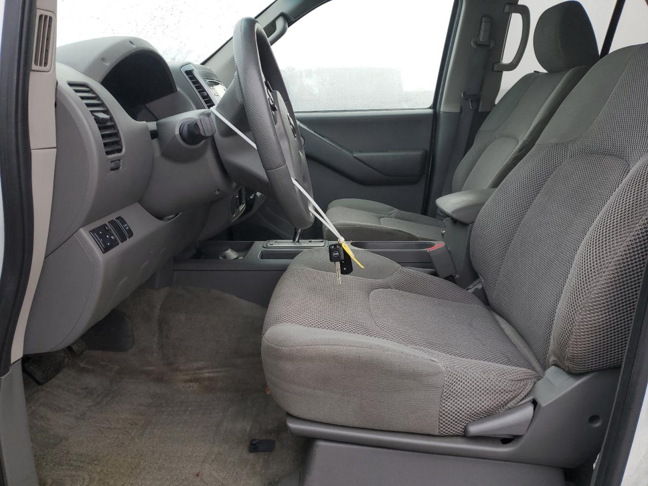 Nissan Frontier S Image 2