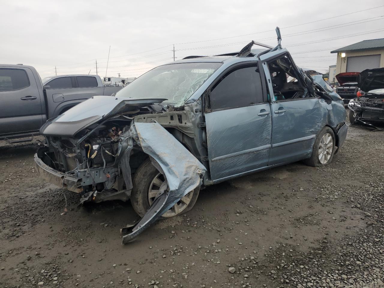 Toyota Sienna Xle Image 1