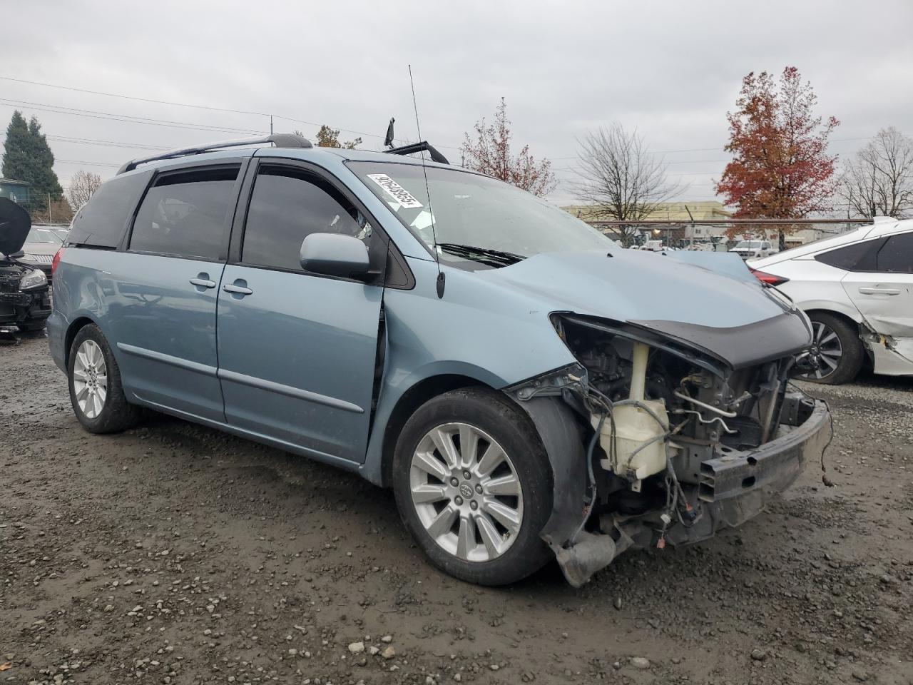 Toyota Sienna Xle Image 12