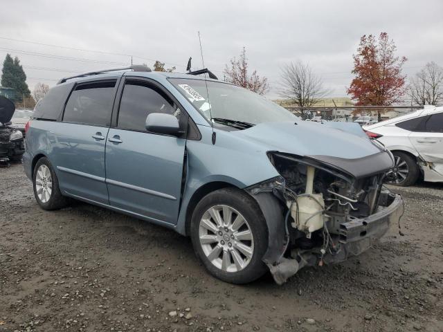 Toyota Sienna Xle Image 12