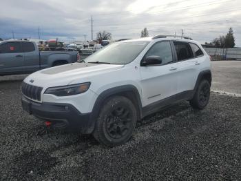  Salvage Jeep Cherokee