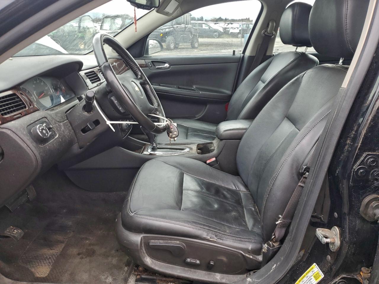 Chevrolet Impala Ltz Image 8