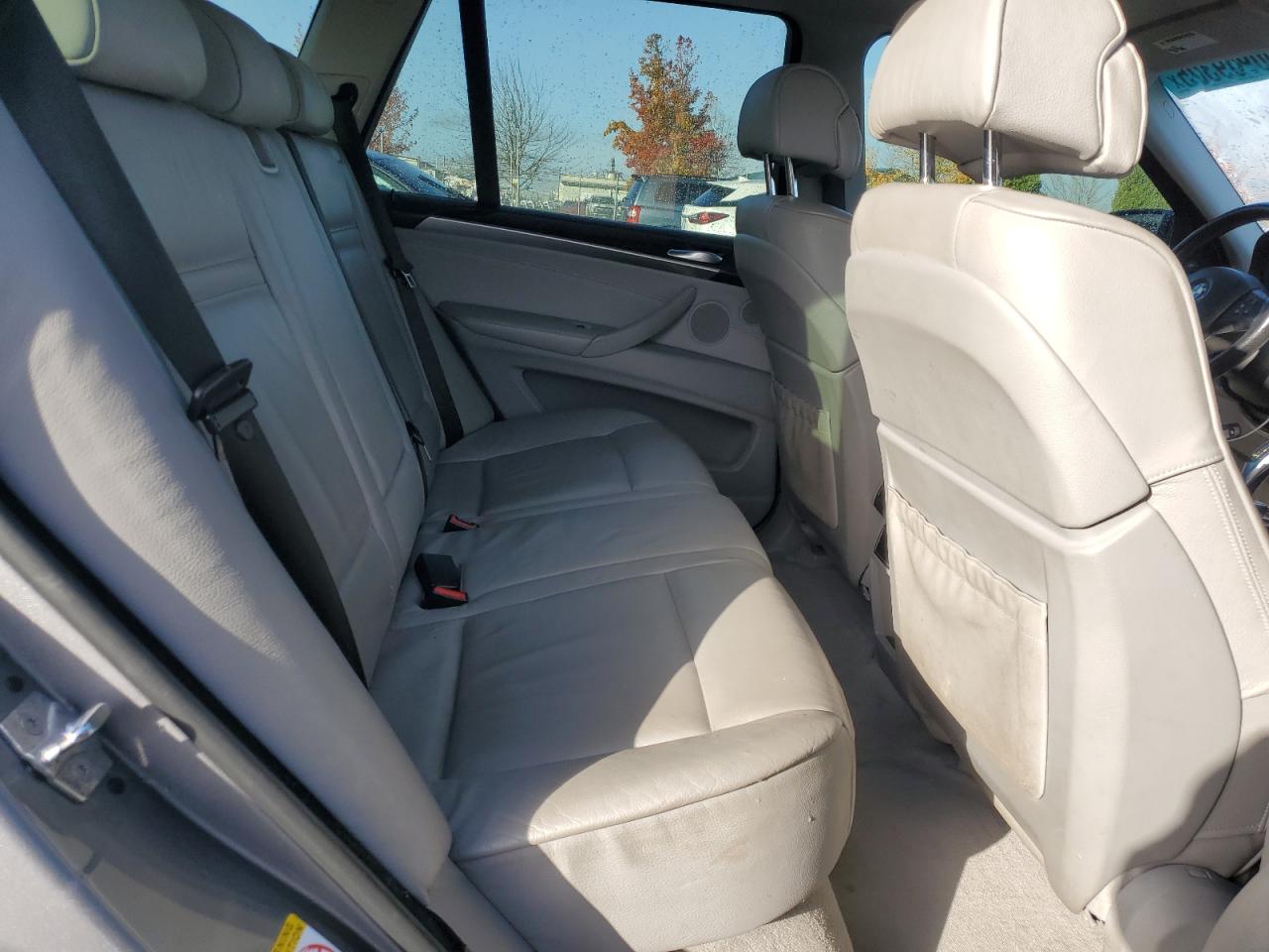 BMW X Series 3.0i Image 7