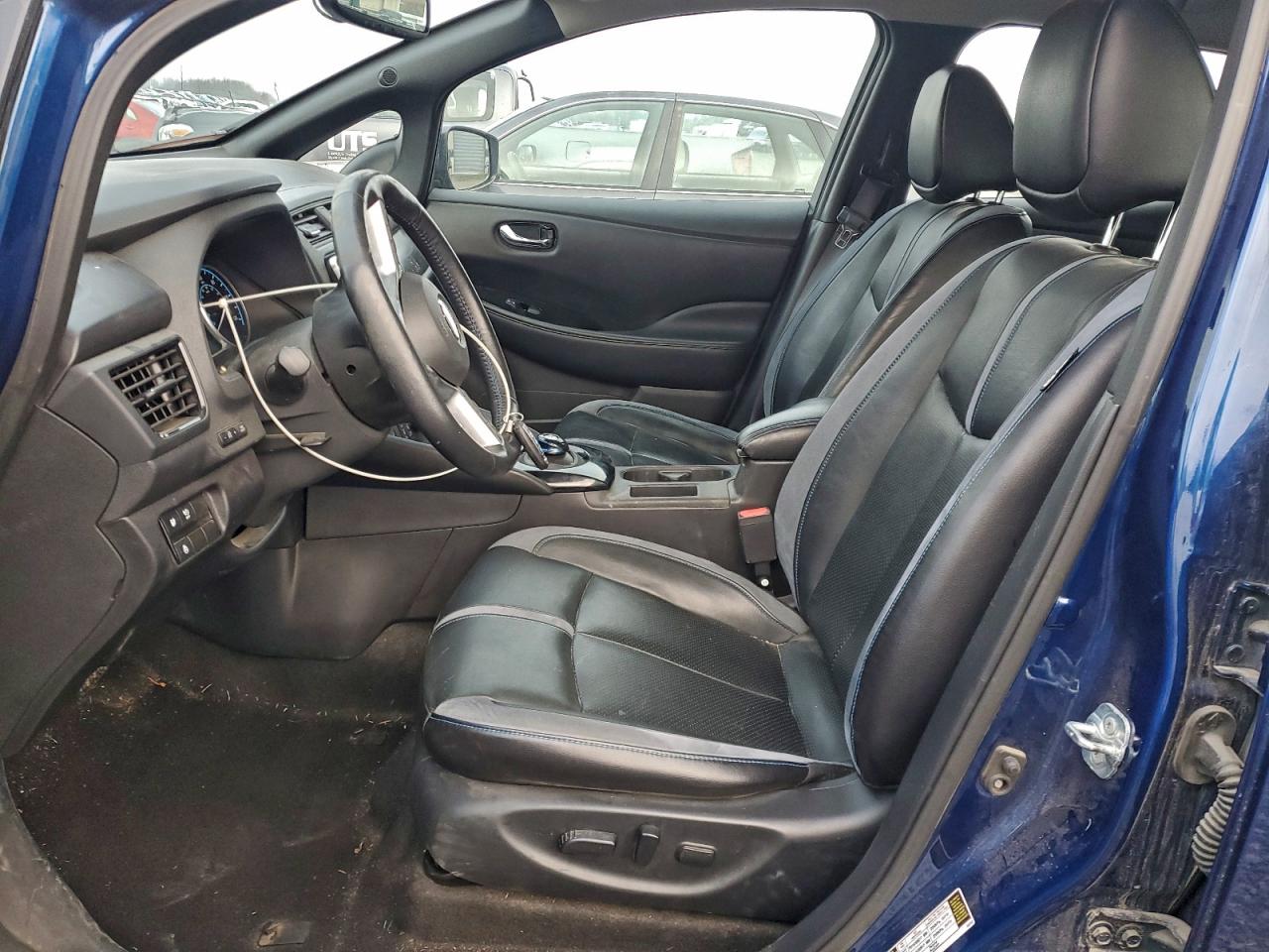 Nissan LEAF S Image 4