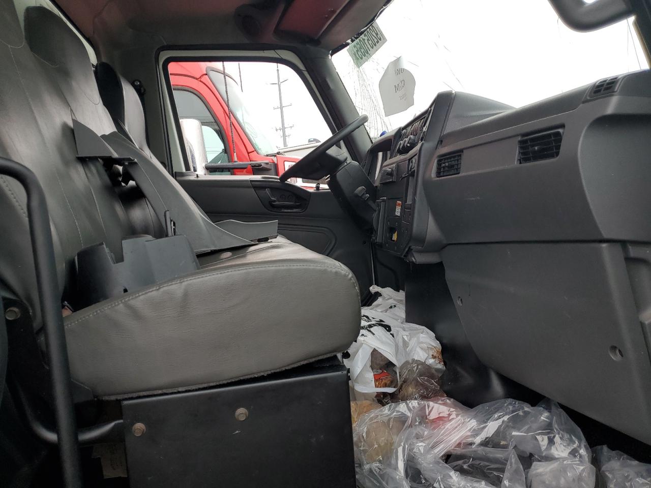 International Mv607 Image 12