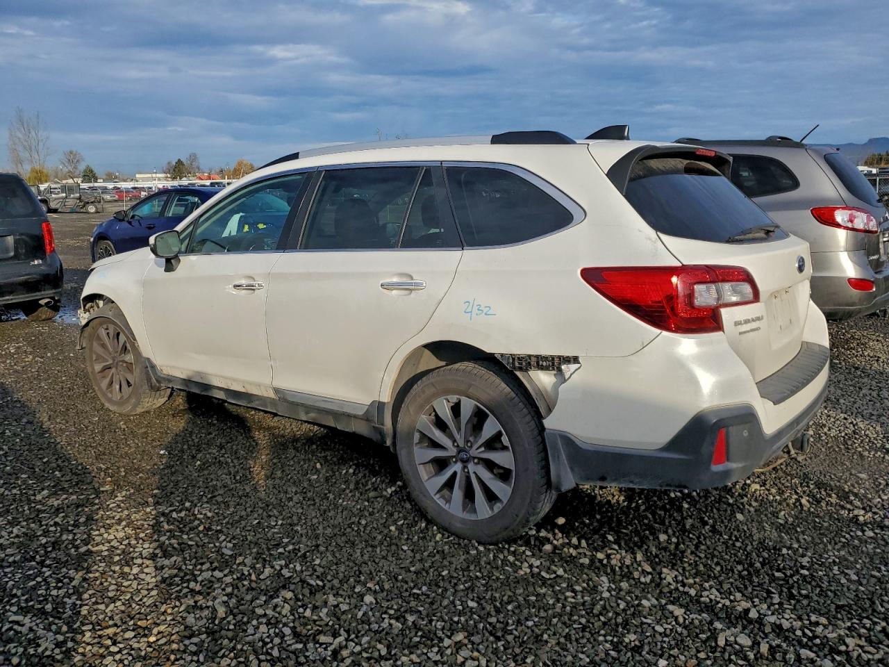 Subaru Outback Touring Image 4