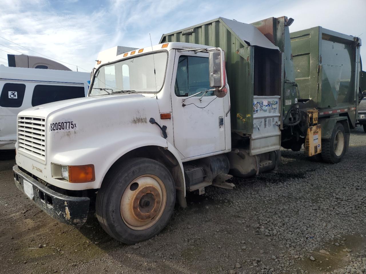 International 4000 Serie 4700 Image 1