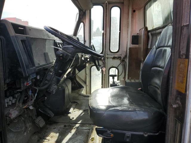 International 4000 Serie 4700 Image 5