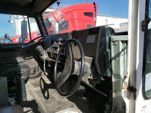 International 4000 Serie 4700 Image 11