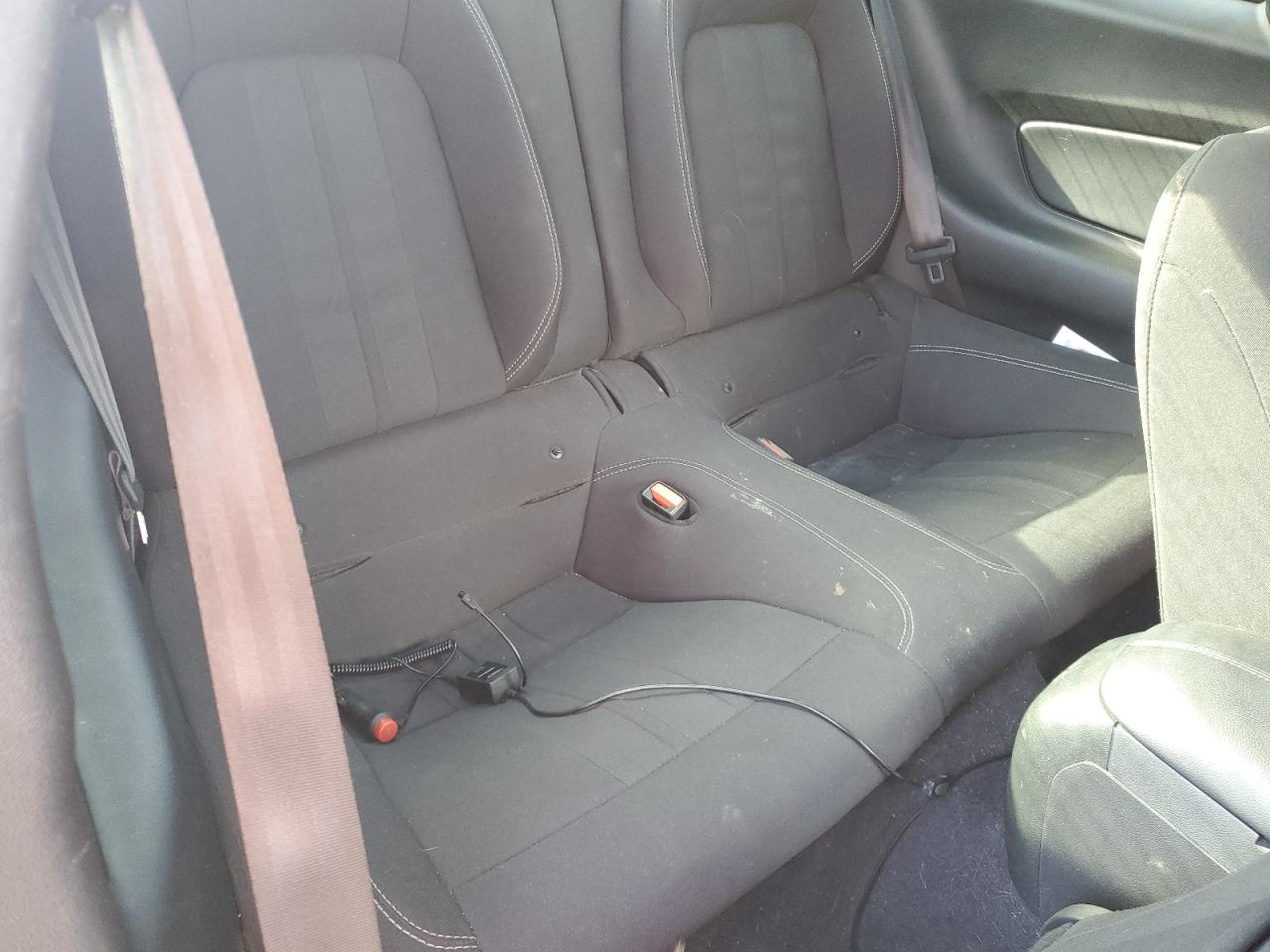 Ford Mustang Image 11