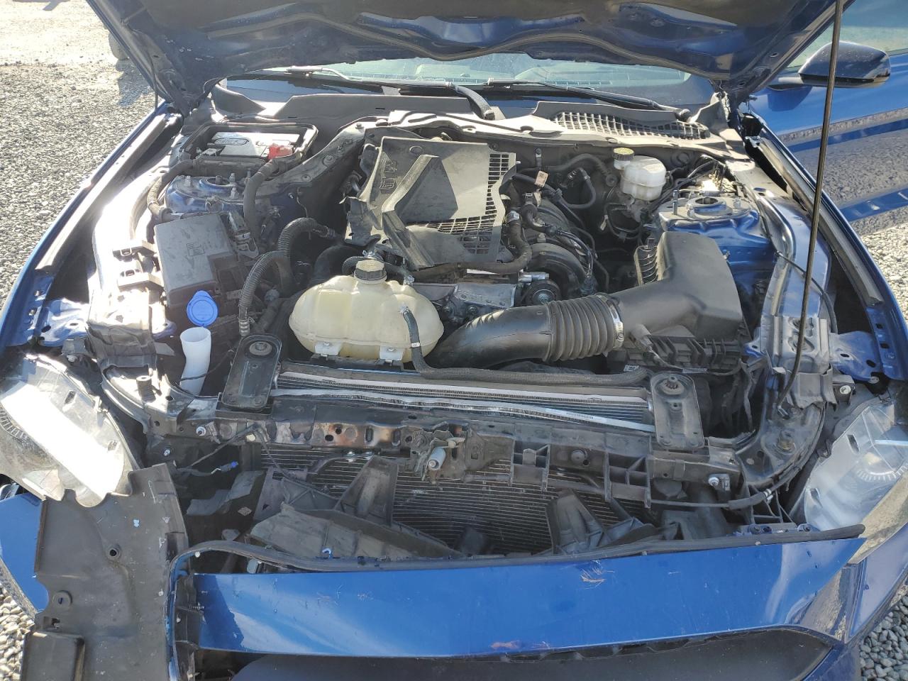 Ford Mustang Image 12