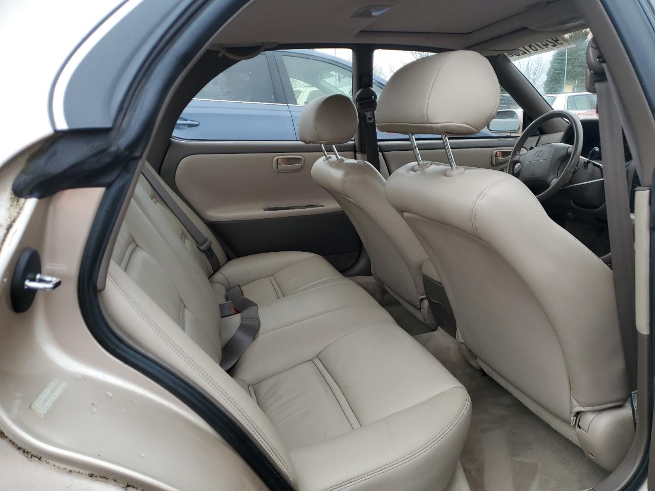 Lexus Es 300 Image 8