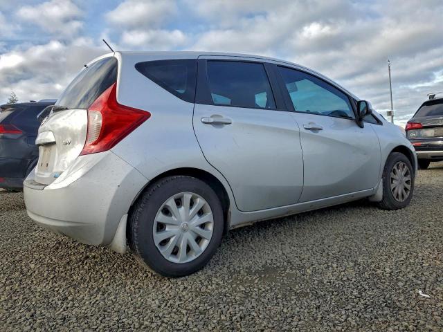 Nissan Versa S Image 2