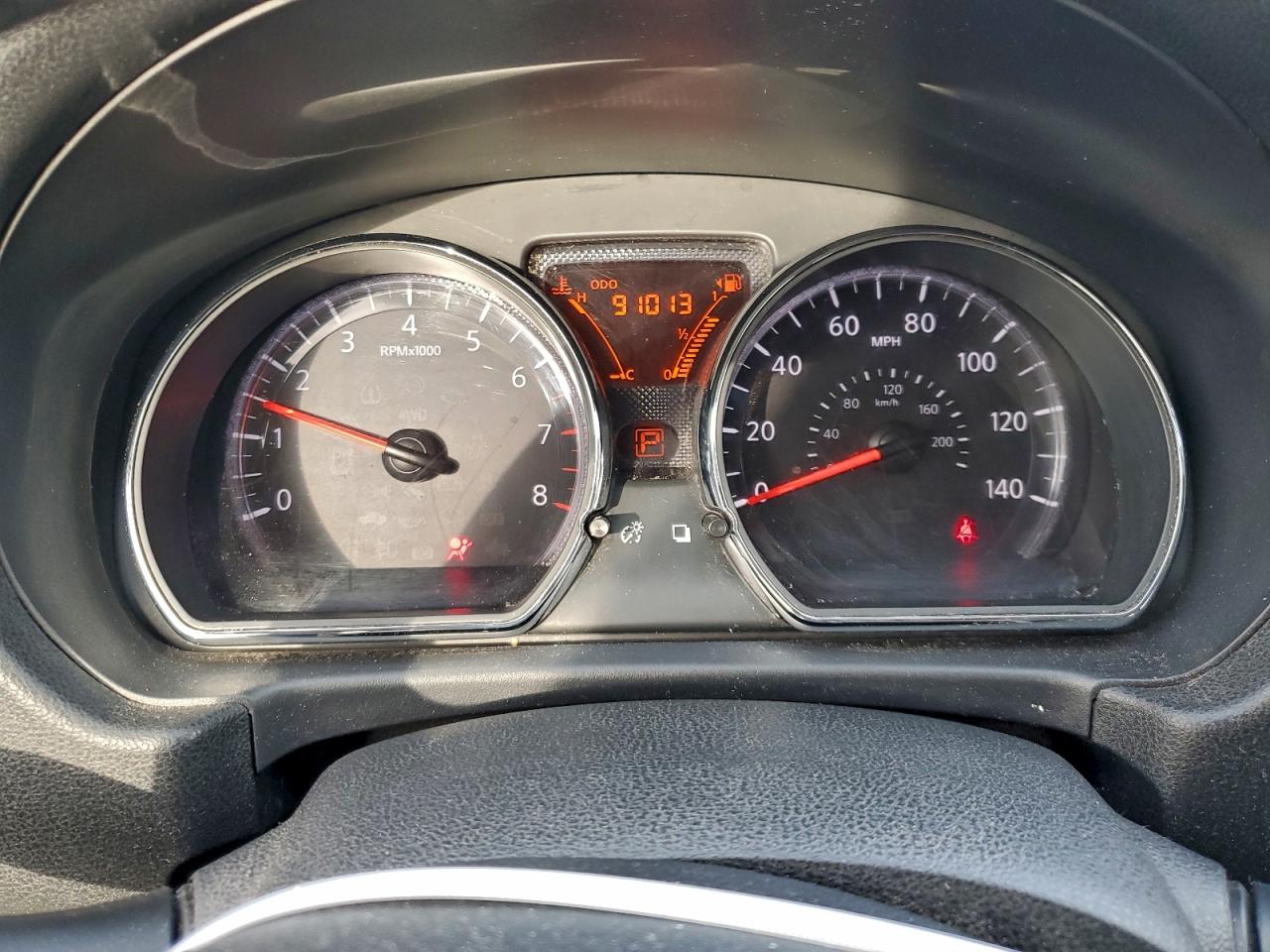 Nissan Versa S Image 11