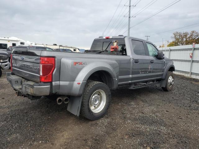 Ford F-450 Super Duty Image 4