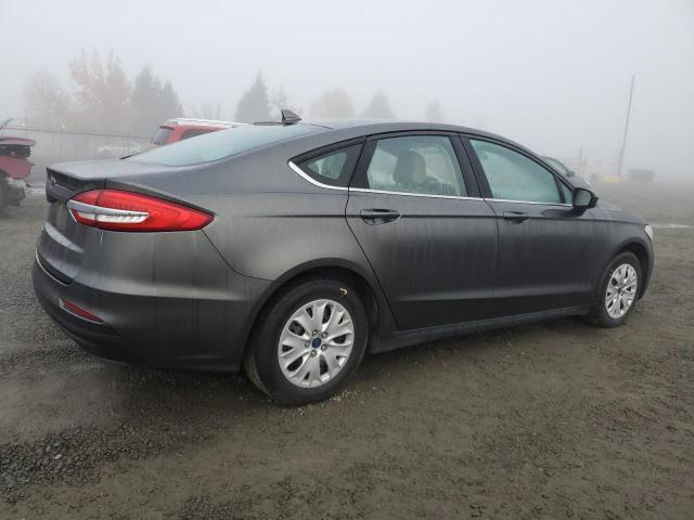 Ford Fusion S Image 4