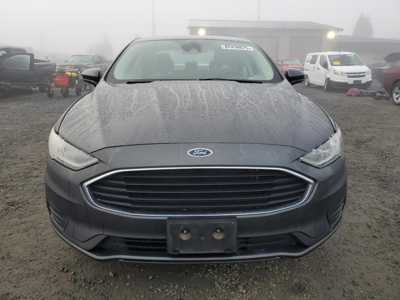 Ford Fusion S Image 8