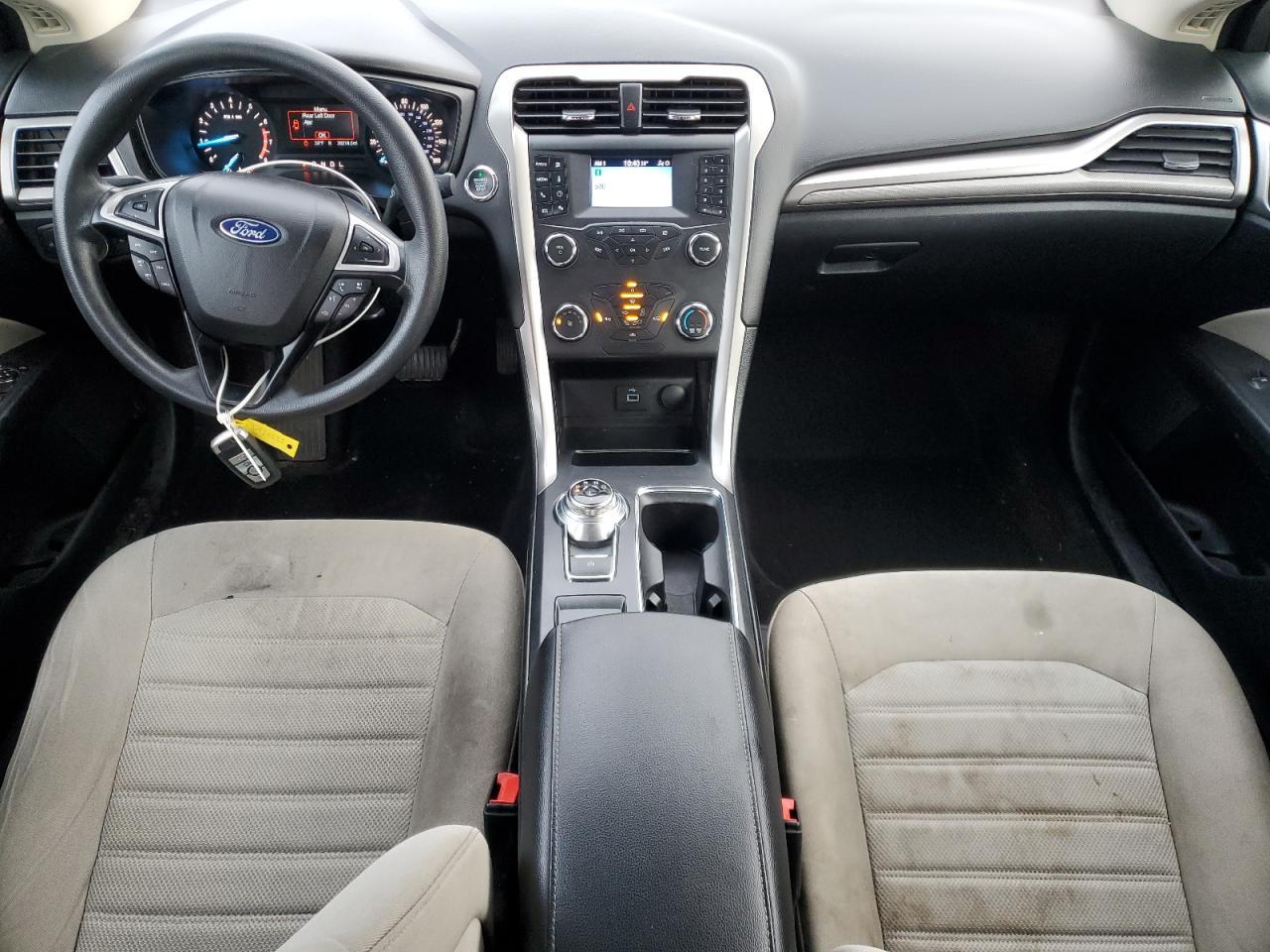 Ford Fusion S Image 6