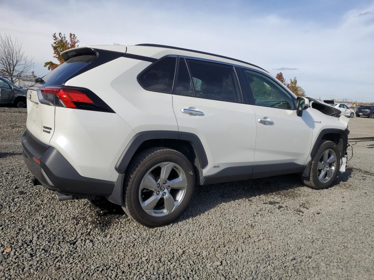 Toyota RAV4 Limited Image 10