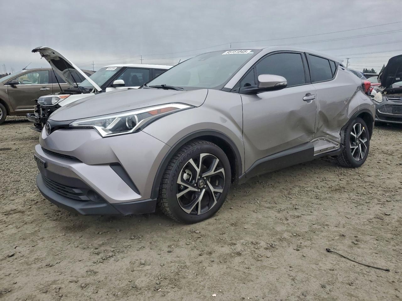 Toyota C-HR Xle Image 1
