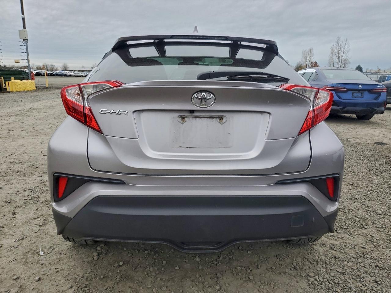 Toyota C-HR Xle Image 12