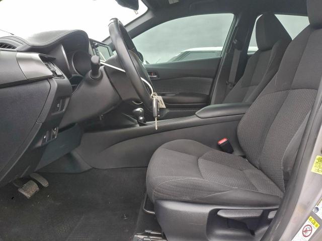 Toyota C-HR Xle Image 6