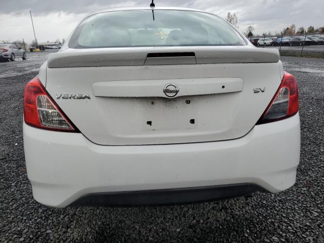 Nissan Versa S Image 12