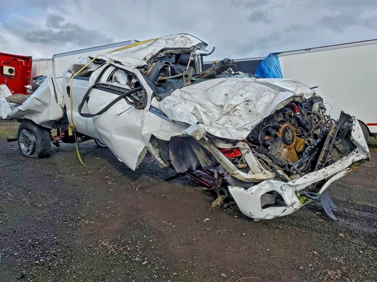 Ford F-350 Super Duty Image 3