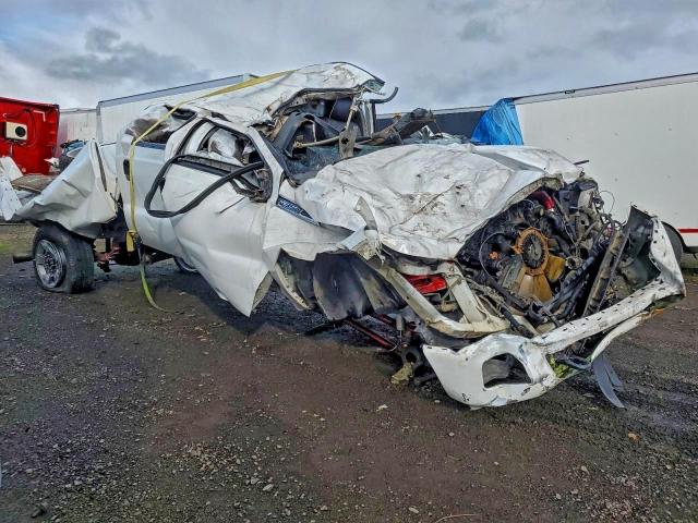 Ford F-350 Super Duty Image 3