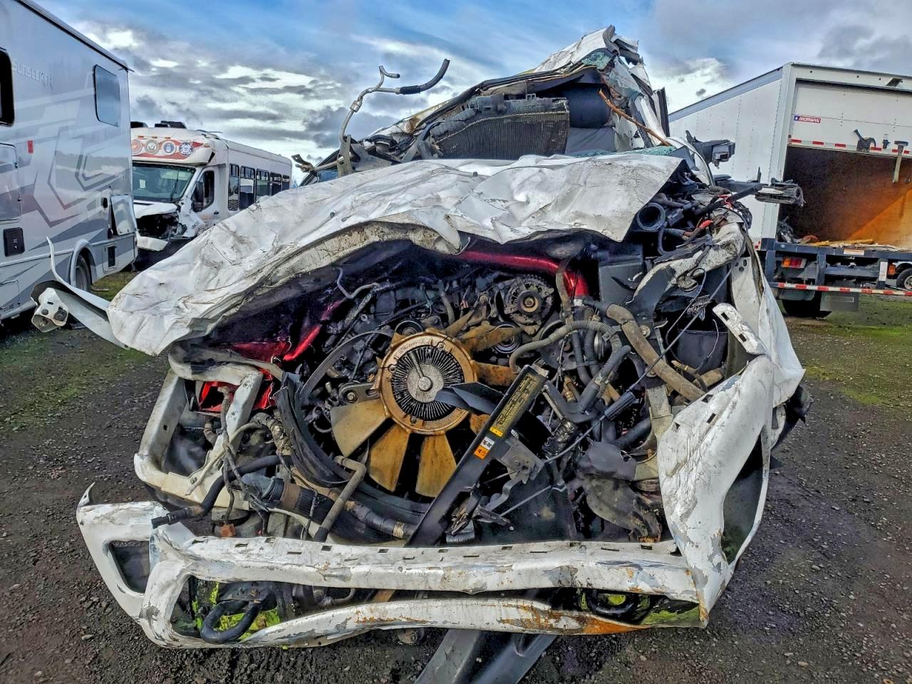 Ford F-350 Super Duty Image 6