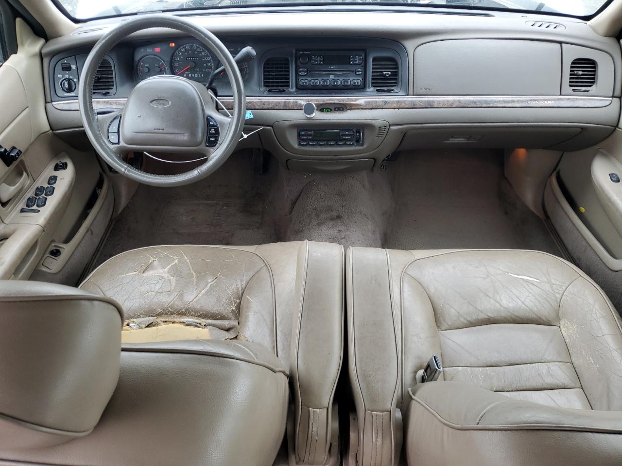 Ford Crown Vic Lx Image 6