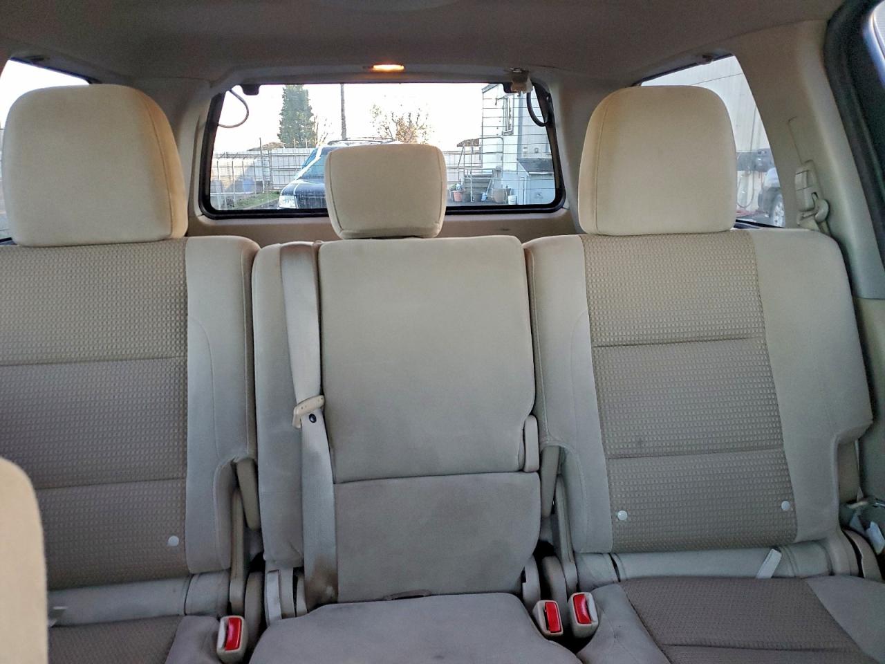 Nissan Armada Sv Image 12