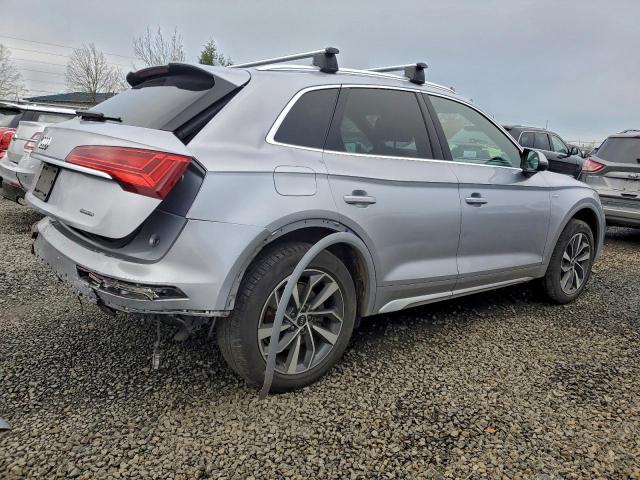 Audi Q5 Premium 45 Image 4