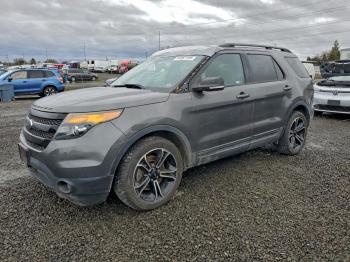  Salvage Ford Explorer