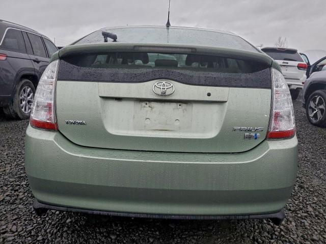Toyota Prius Image 8