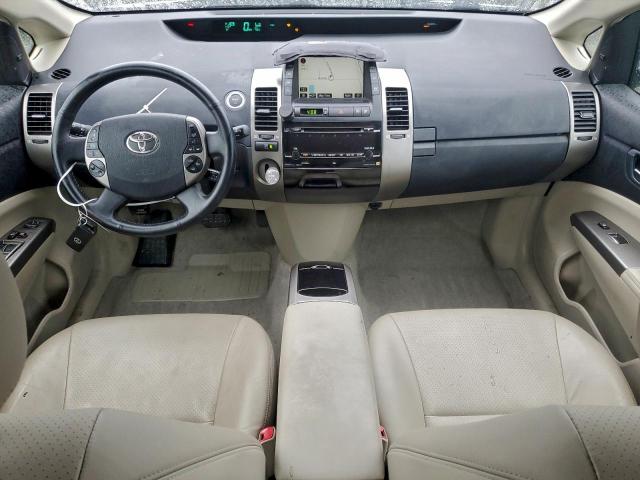 Toyota Prius Image 12