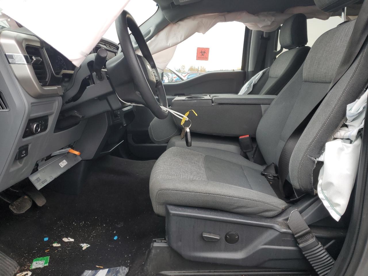 Ford F-150 Supercrew Image 11