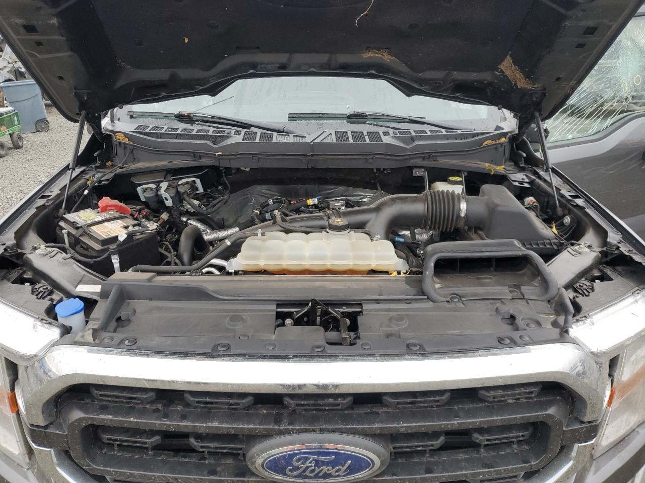 Ford F-150 Supercrew Image 9
