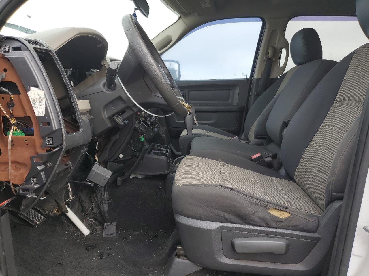 Dodge Ram 1500 St Image 4