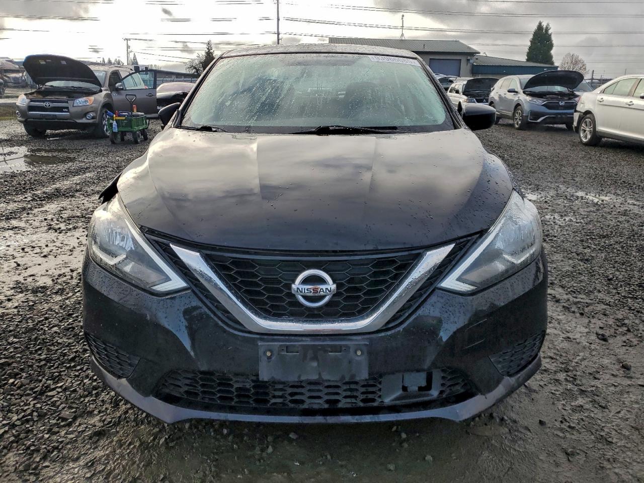 Nissan Sentra S Image 10