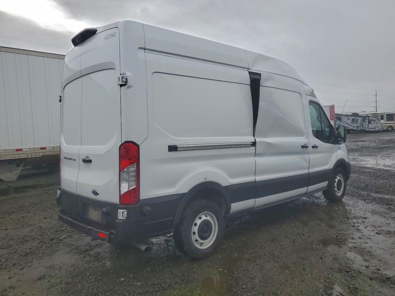Ford Transit T-250 Image 8